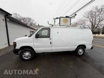 2011 Ford E-250 Commercial Cargo Van 138.0" WB - miniatura 2