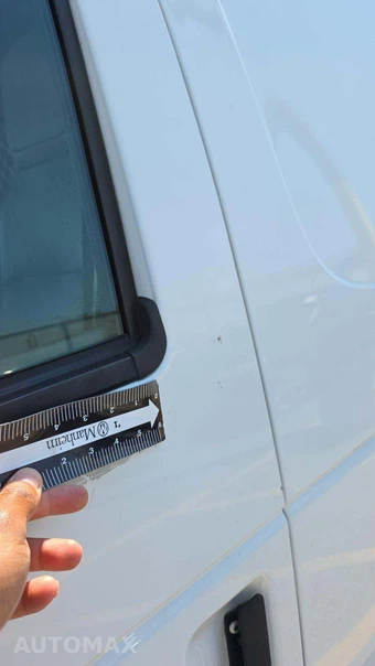 2011 Ford E-250 Commercial Cargo Van 138.0" WB - miniatura 23