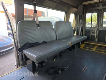 2011 Ford E-250 Commercial Cargo Van 138.0" WB – miniatura 13