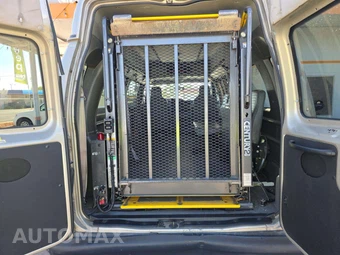 2011 Ford E-250 Commercial Cargo Van 138.0" WB – miniatura 14