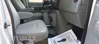2011 Ford E-250 Commercial Cargo Van 138.0" WB - miniatura 15