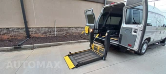 2011 Ford E-250 Commercial Cargo Van 138.0" WB - miniatura 19
