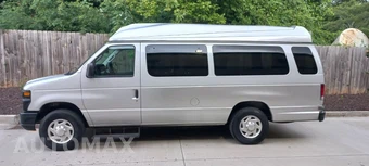 2011 Ford E-250 Commercial Cargo Van 138.0" WB - miniatura 7