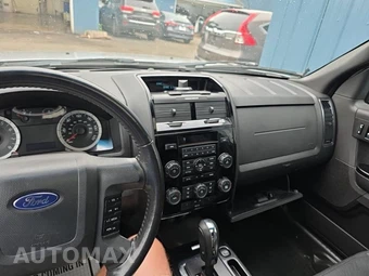 2011 Ford Escape Limited – miniatura 14