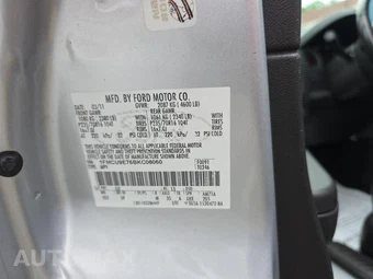 2011 Ford Escape Limited – miniatura 18