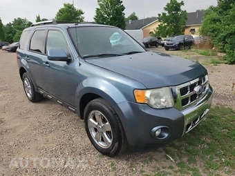2011 Ford Escape Limited – miniatura 3