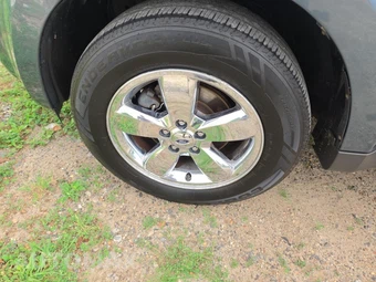 2011 Ford Escape Limited – miniatura 8