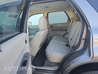 2011 Ford Escape XLT – miniatura 13