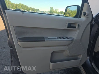 2011 Ford Escape XLT – miniatura 9