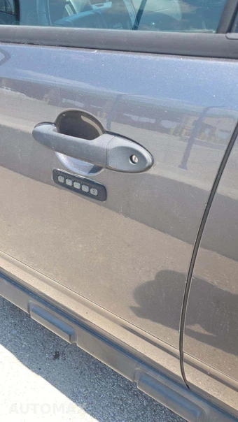 2011 Ford Escape XLT – miniatura 38