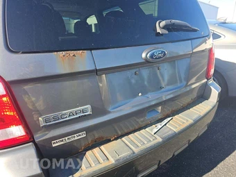 2011 Ford Escape XLT – miniatura 25