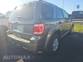 2011 Ford Escape XLT – miniatura 3
