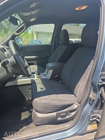 2011 Ford Escape XLT – miniatura 13