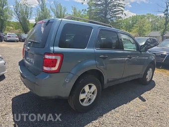 2011 Ford Escape XLT – miniatura 4