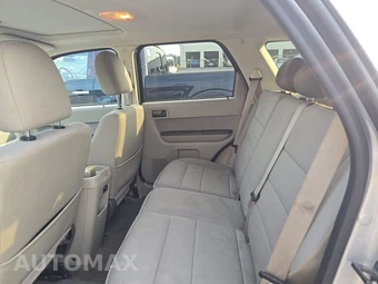 2011 Ford Escape XLT – miniatura 13