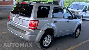 2011 Ford Escape XLT – miniatura 4