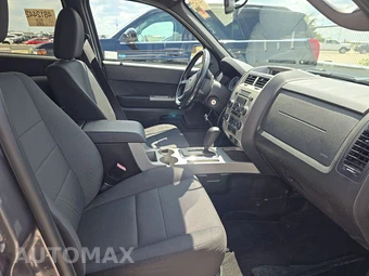 2011 Ford Escape XLT - miniatura 8