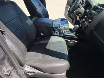 2011 Ford Escape XLT – miniatura 15