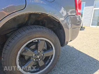 2011 Ford Escape XLT – miniatura 24