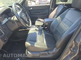 2011 Ford Escape XLT – miniatura 3