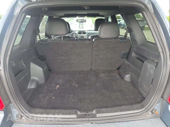 2011 Ford Escape XLT – miniatura 11