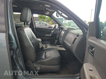 2011 Ford Escape XLT – miniatura 15