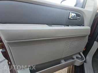 2011 Ford Expedition XLT – miniatura 9