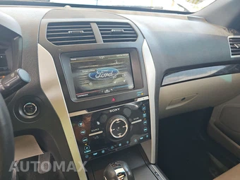 2011 Ford Explorer Limited - miniatura 11