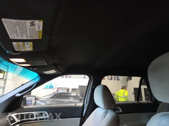 2011 Ford Explorer XLT – miniatura 19