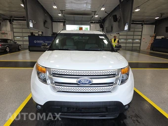 2011 Ford Explorer XLT – miniatura 2