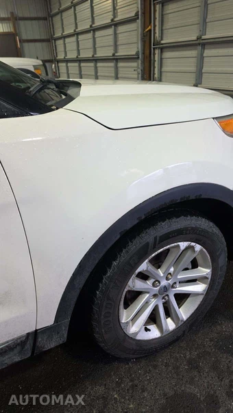 2011 Ford Explorer XLT – miniatura 20