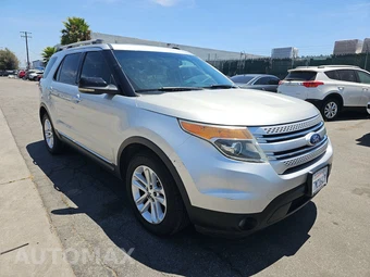 2011 Ford Explorer XLT – miniatura 3