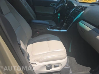 2011 Ford Explorer XLT – miniatura 8