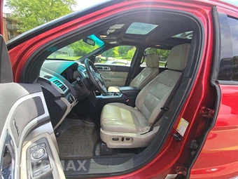 2011 Ford Explorer XLT – miniatura 6