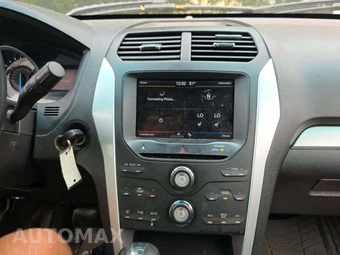 2011 Ford Explorer XLT – miniatura 10