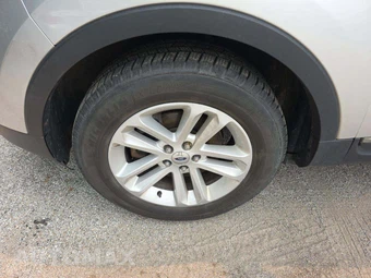2011 Ford Explorer XLT – miniatura 26