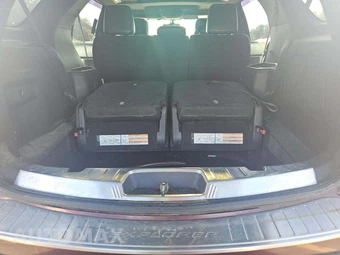 2011 Ford Explorer XLT - miniatura 15