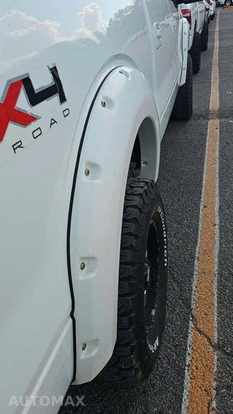 2011 Ford F-150 FX4 Crew Cab Short Bed - miniatura 30