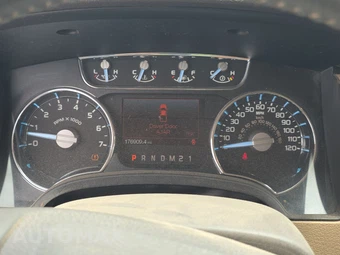 2011 Ford F-150 Lariat Crew Cab Short Bed - miniatura 8
