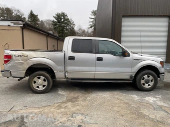 2011 Ford F-150 XLT - miniatura 10