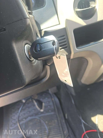 2011 Ford F-150 XLT Crew Cab Short Bed - miniatura 8