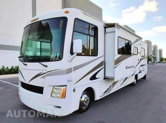 2011 Ford F-53 Base DRW - miniatura 4