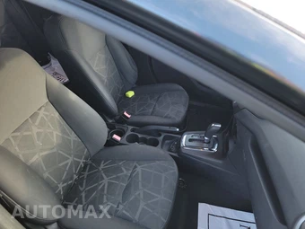 2011 Ford Fiesta SE Hatchback – miniatura 8