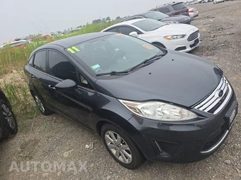 2011 Ford Fiesta SE Sedan – miniatura 3