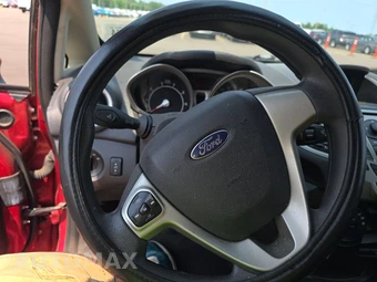 2011 Ford Fiesta SE Sedan – miniatura 10