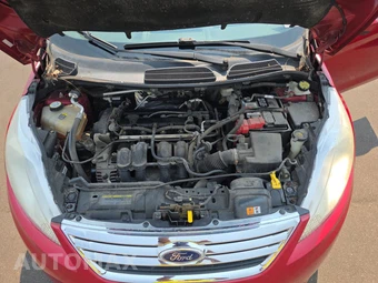 2011 Ford Fiesta SE Sedan – miniatura 15
