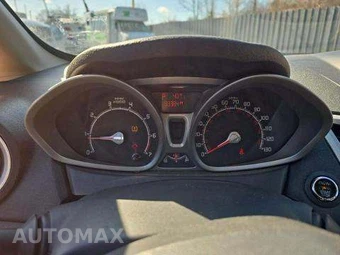 2011 Ford Fiesta SEL Sedan – miniatura 10
