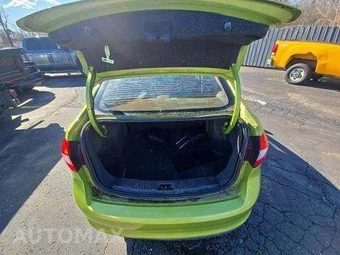 2011 Ford Fiesta SEL Sedan – miniatura 15