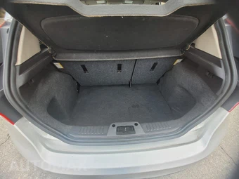 2011 Ford Fiesta SES Hatchback - miniatura 10