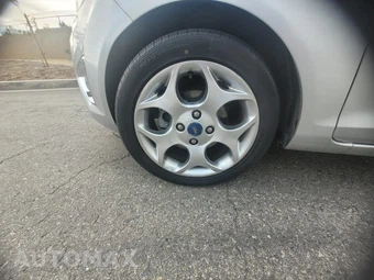 2011 Ford Fiesta SES Hatchback - miniatura 34